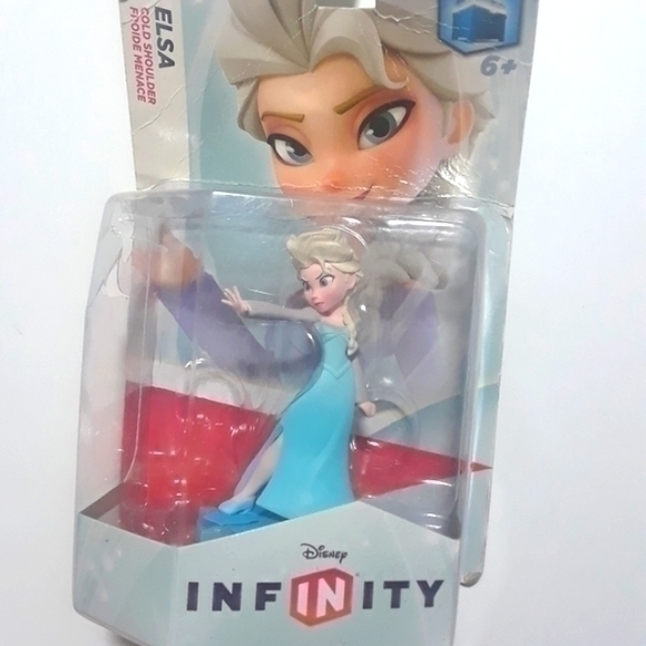 Disney Infinity Frozen Elsa Cold Shoulder Figure - Picture 1 of 4